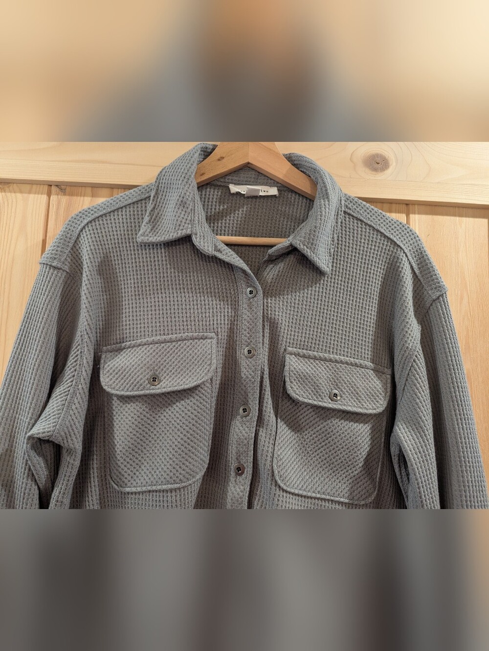 Twelve:O:Two Gray Waffle Knit Button Front Shacket Size Small - Picture 3 of 7